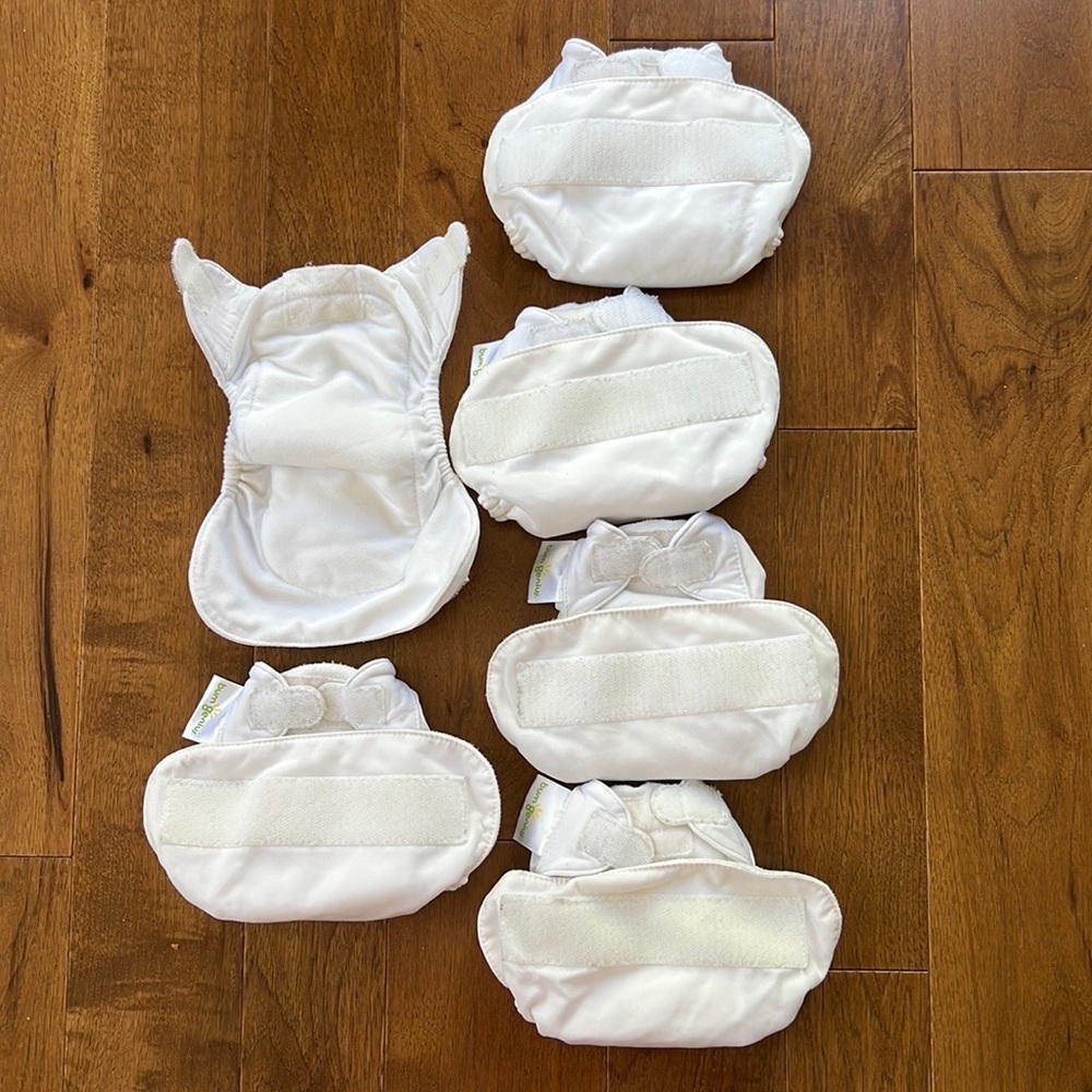 Set of 6 Bum Genius XS newborn diapers white